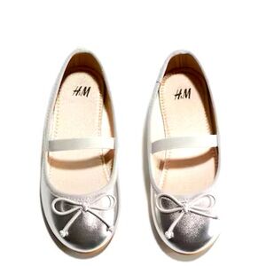 Little Girls Silver Ballet Flat